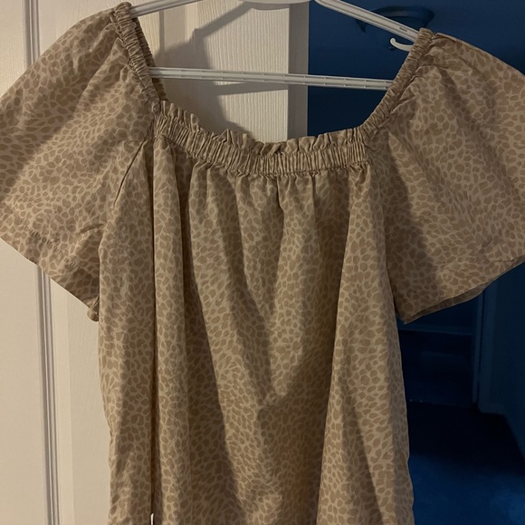 GAP off shoulder top - Picture 2 of 3